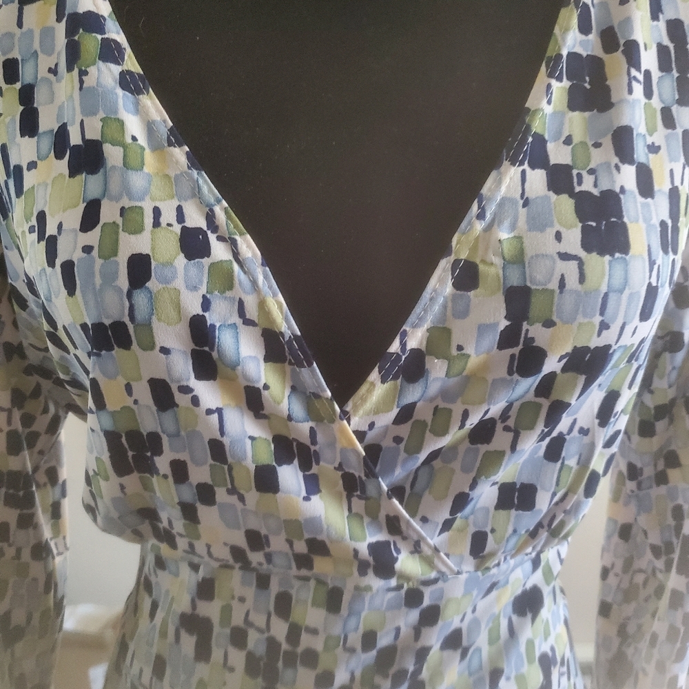 Dress - Picture 6 of 8